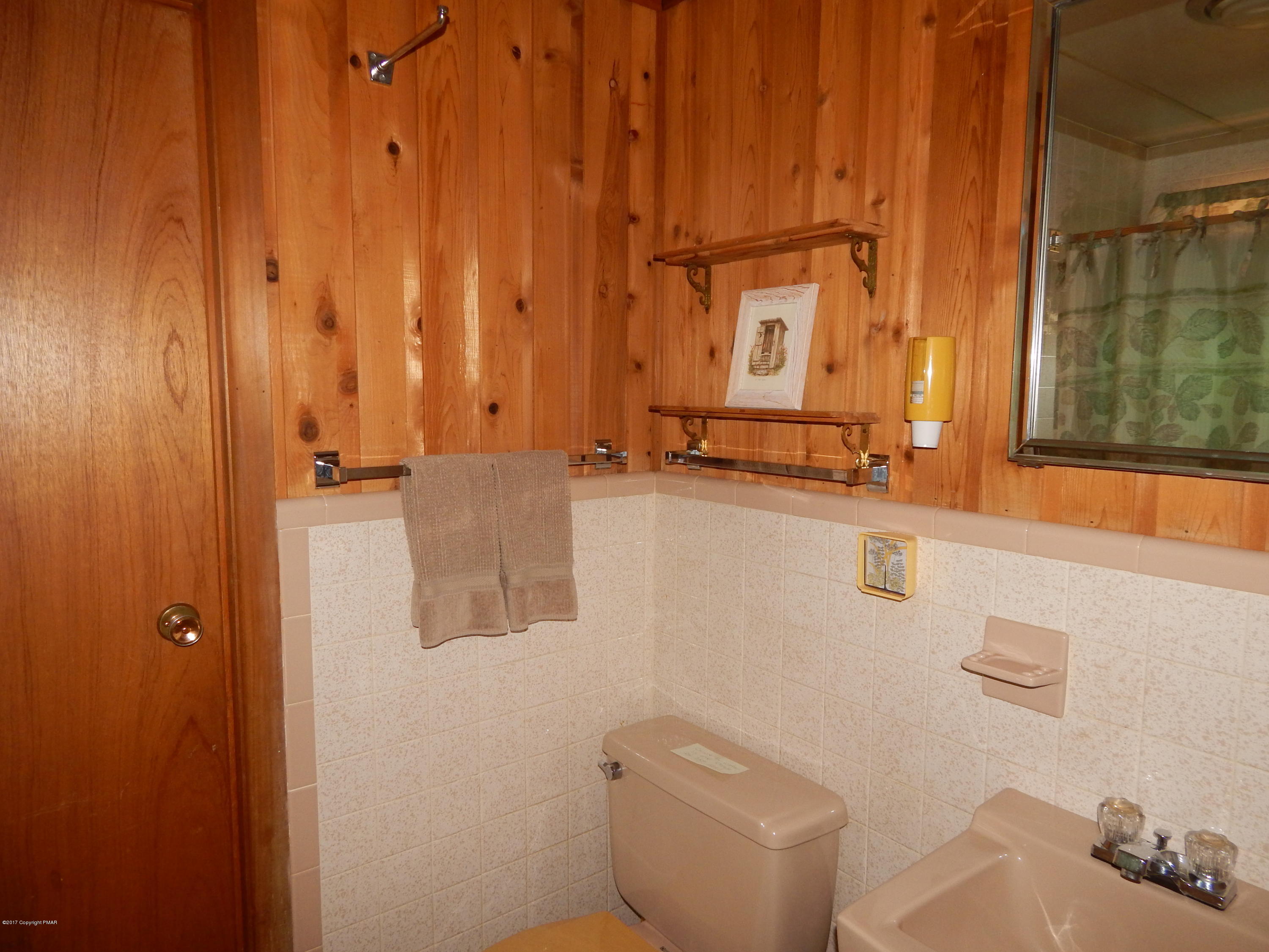 7 Ridge Road Gouldsboro, PA 18424 - Photo 35 of 41 DSCN7320