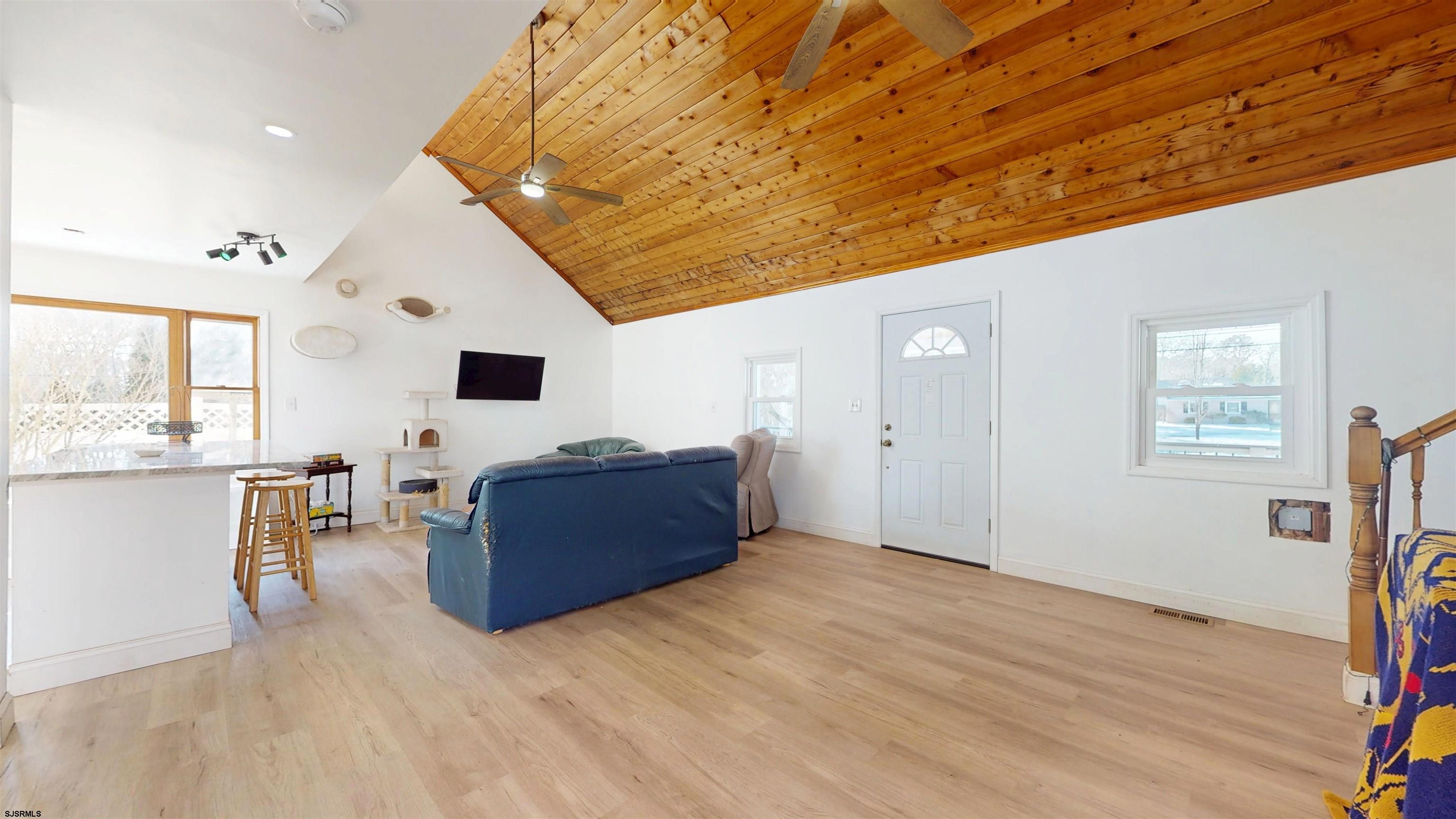 542 South Pitney Road Galloway Township, NJ 08205 - Photo 12 of 57