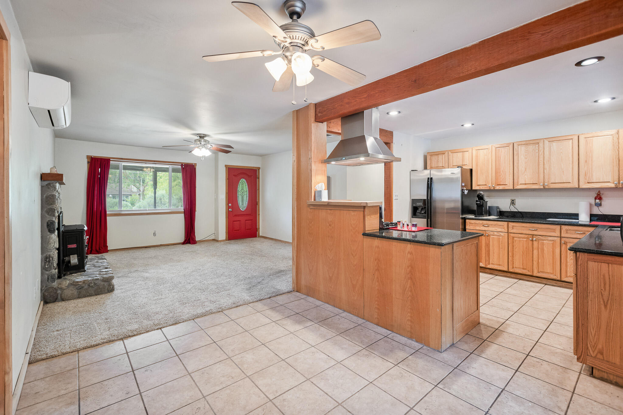 40826 Grouse Drive Three Rivers, CA 93271 - Photo 18 of 75 16 Dining and Kitchen
