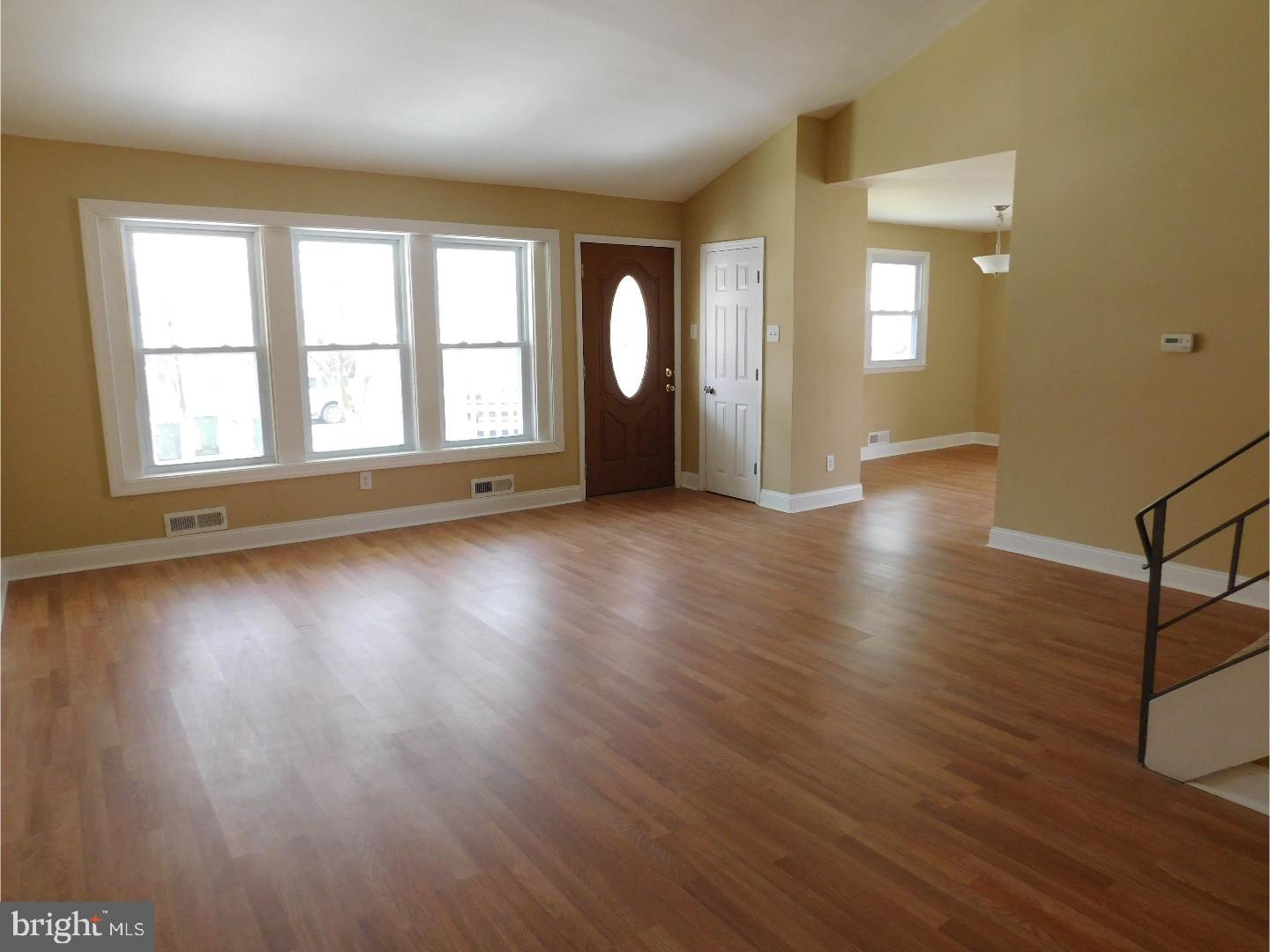 1001 Edgemoor Road Cherry Hill, NJ 08034 - Photo 3 of 25