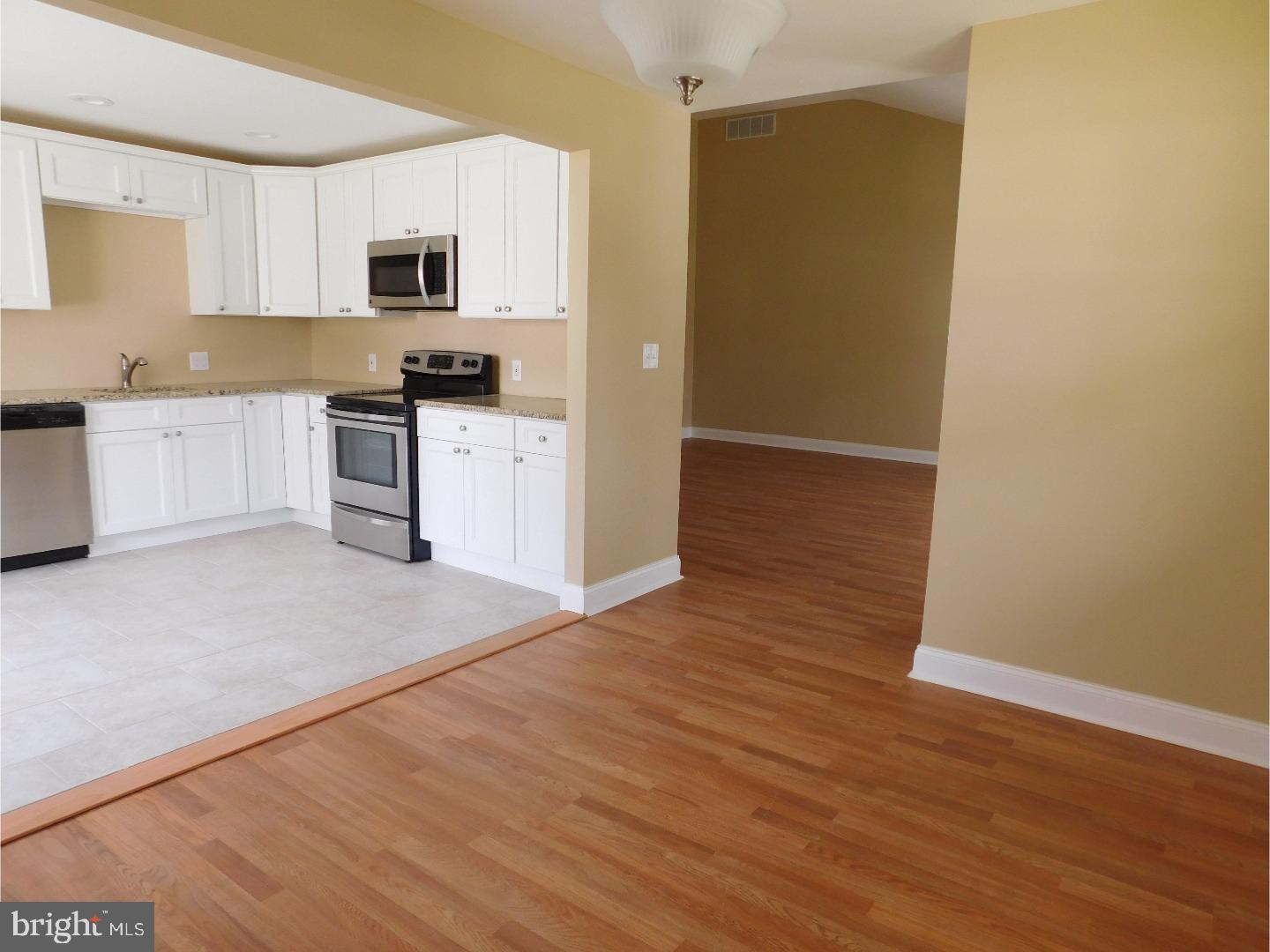 1001 Edgemoor Road Cherry Hill, NJ 08034 - Photo 4 of 25