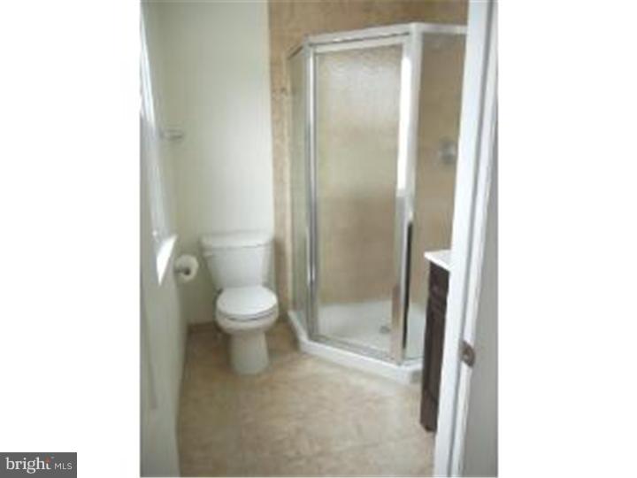 724 Meadowlark Road Audubon, PA 19403 - Photo 17 of 25 Master Bathroom
