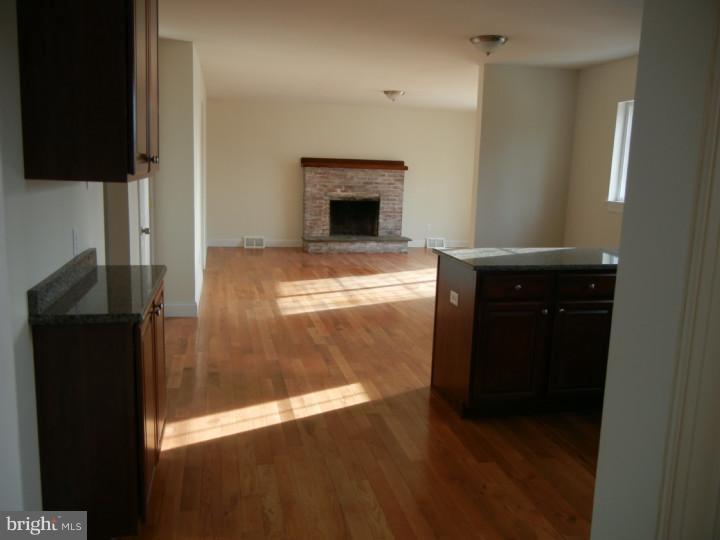 724 Meadowlark Road Audubon, PA 19403 - Photo 7 of 25 Gallery Image 7