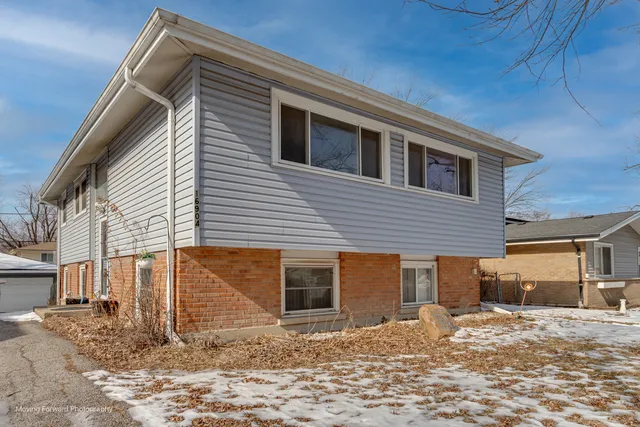 $245,000 | 16904 Old Elm Drive, Country Club Hills, IL 60478