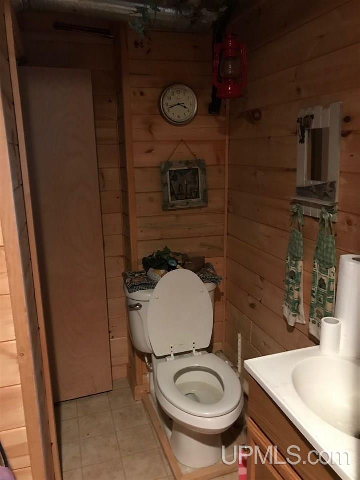 105 Marble Street Ishpeming, MI 49849 - Photo 27 of 46 Gallery Image 27