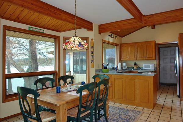 95 Bay Front Road Penhook, VA 24137 - Photo 6 of 19 dining and kitchen area