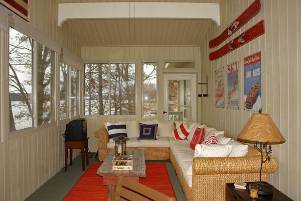 95 Bay Front Road Penhook, VA 24137 - Photo 10 of 19 florida room