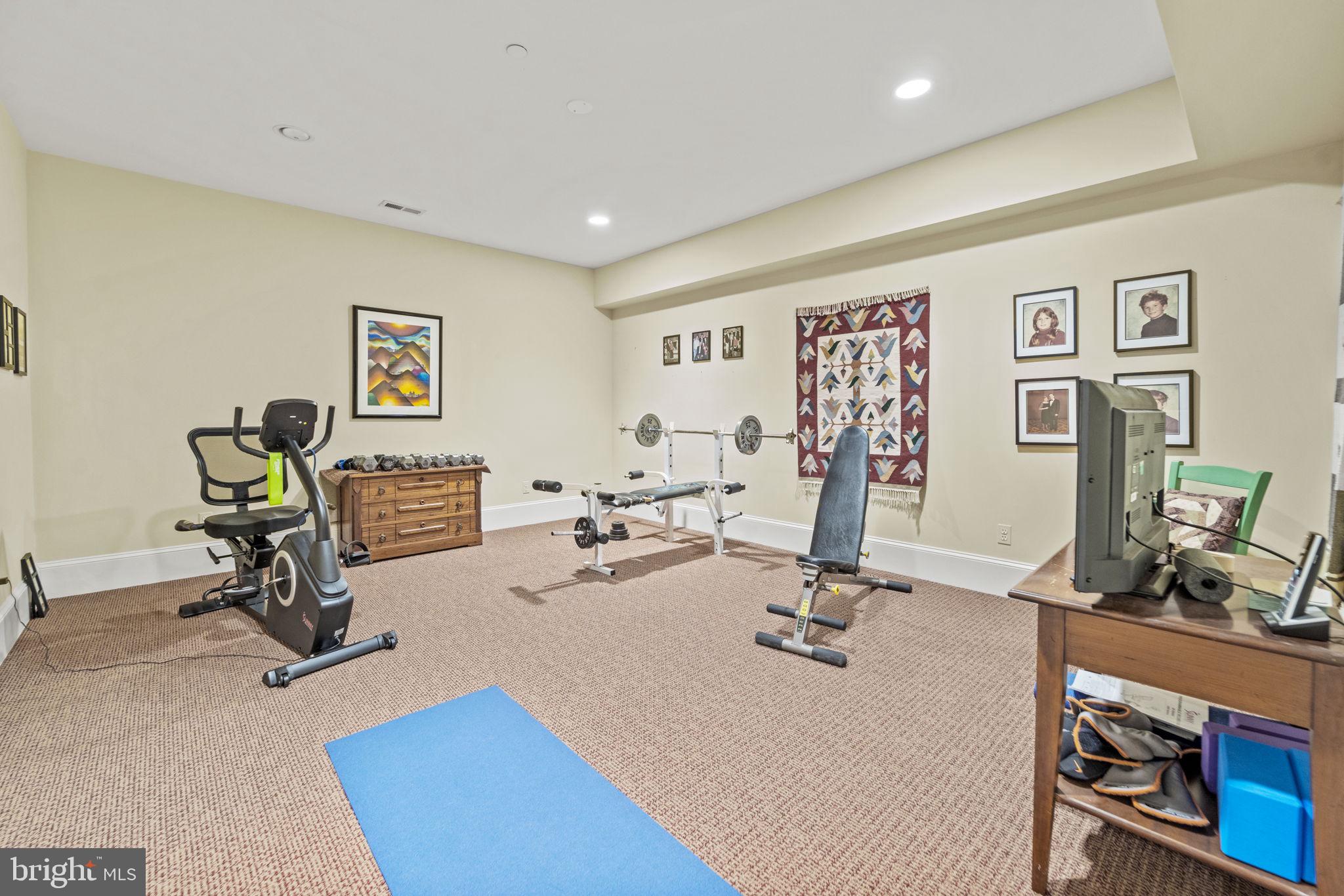 11508 Glen Road Potomac, MD 20854 - Photo 33 of 37 Gallery Image 33