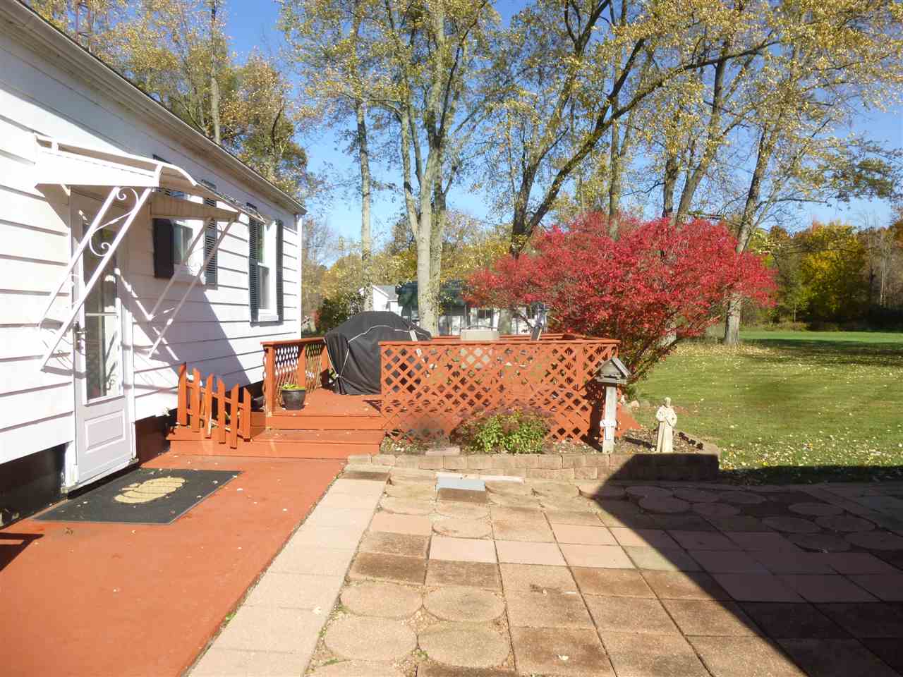 12903 Byron Road Byron, MI 48418 - Photo 9 of 32 50027904-8.JPG