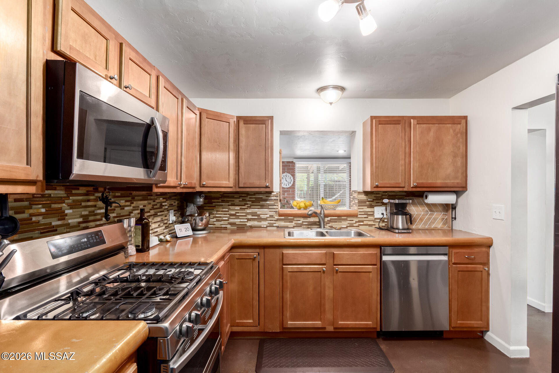 2214 North Richey Boulevard Tucson, AZ 85716 - Photo 1 of 33