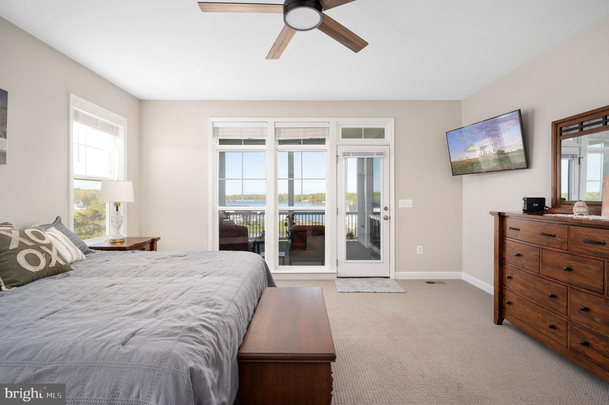 257 Rock Island Ridge Mineral, VA 23117 - Photo 54 of 128 Primary bedroom with deck access