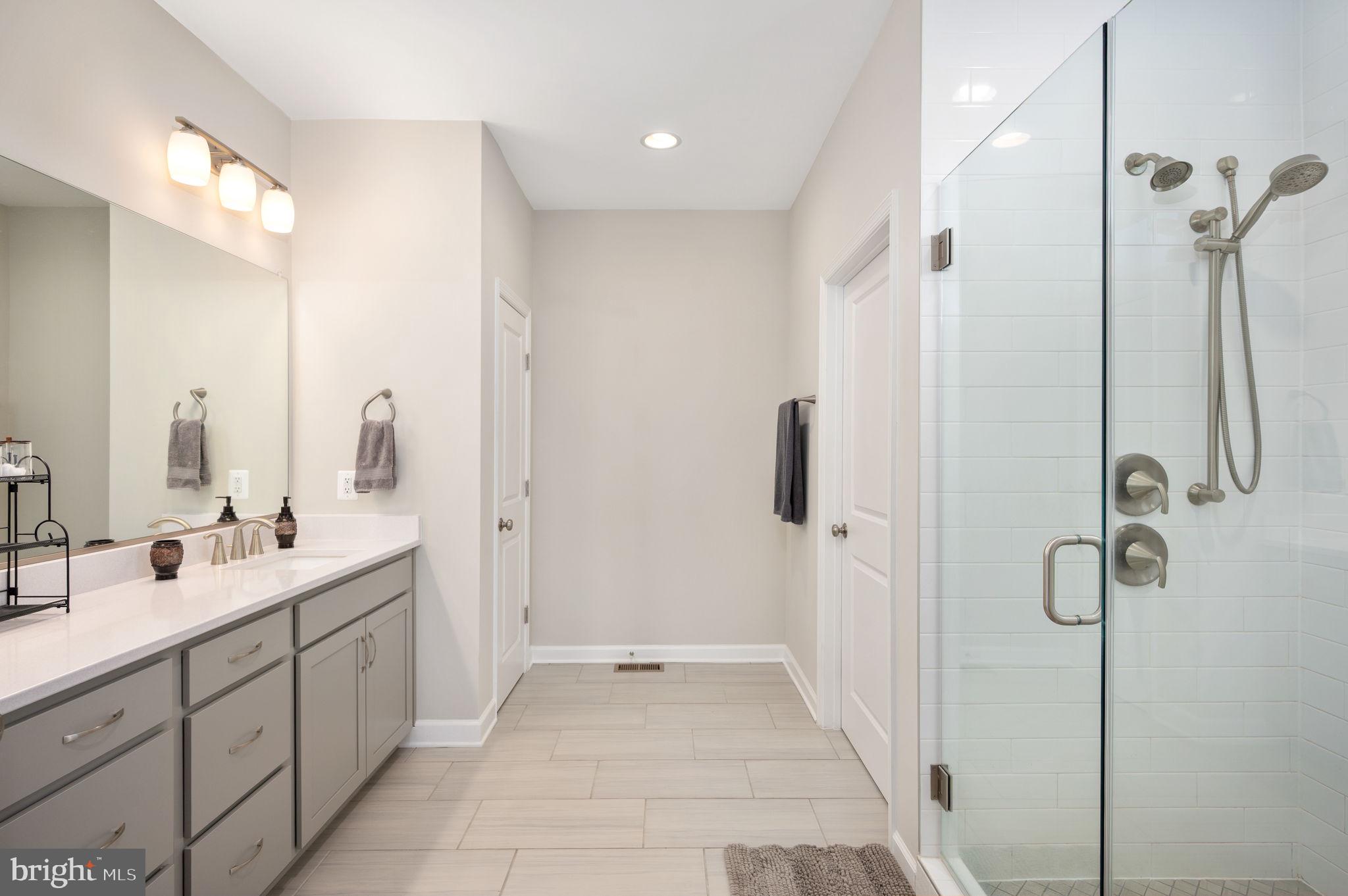 257 Rock Island Ridge Mineral, VA 23117 - Photo 65 of 128 Primary bathroom