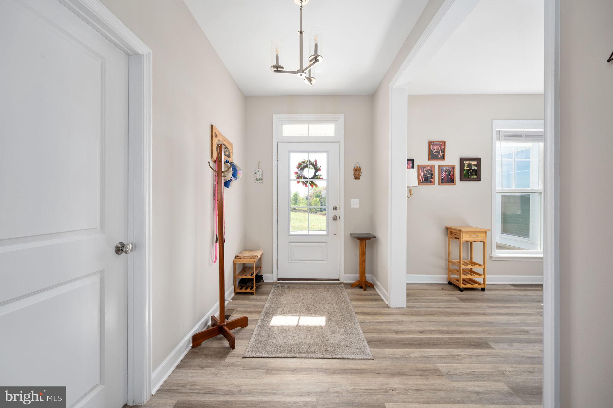 257 Rock Island Ridge Mineral, VA 23117 - Photo 71 of 128 Main entrance, foyer