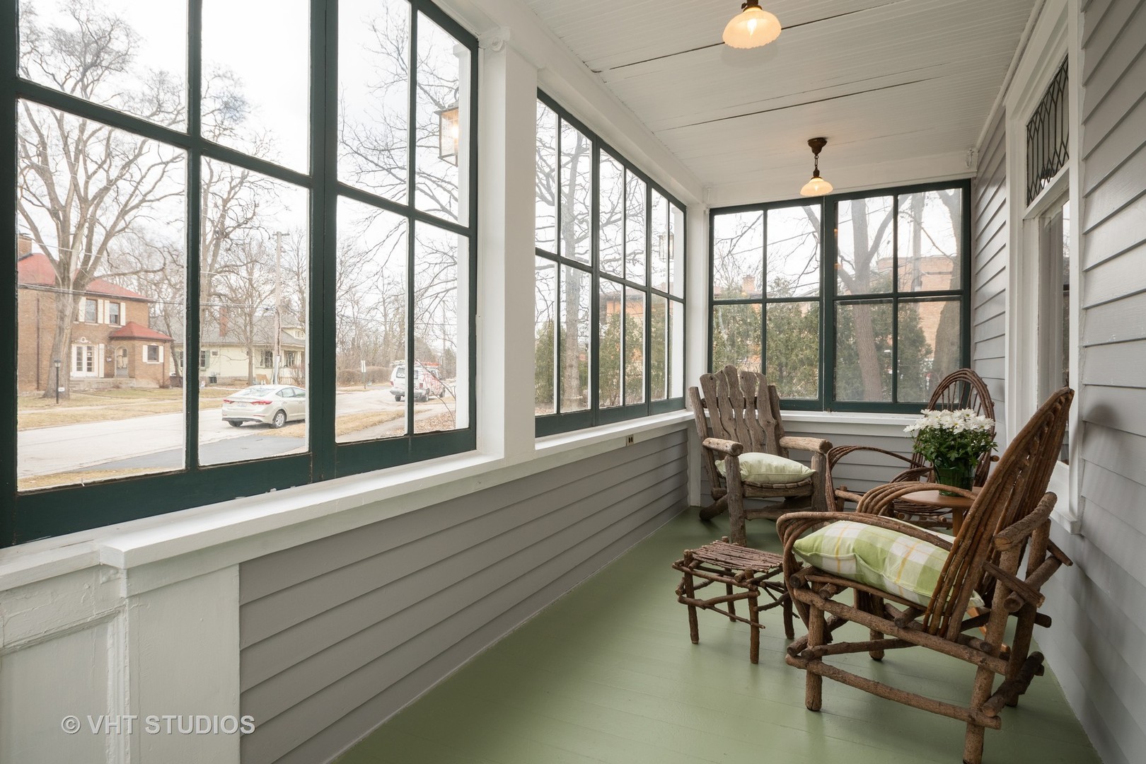 2105 Cedar Road Homewood, IL 60430 - Photo 13 of 23 a living room with furniture and a large window