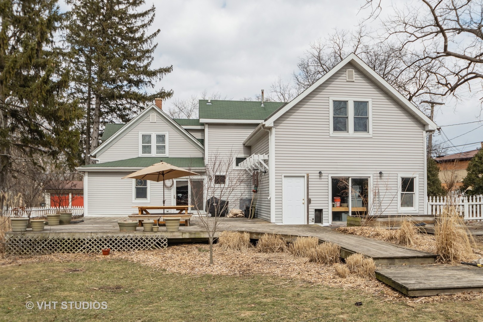 2105 Cedar Road Homewood, IL 60430 - Photo 14 of 23 a front view of a house with a patio