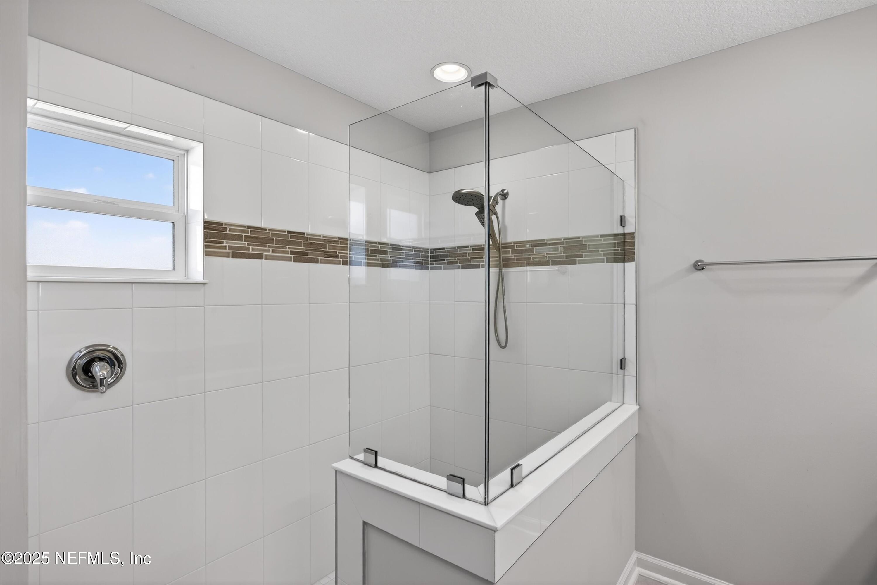 1733 Austin Lk Way Middleburg, FL 32068 - Photo 18 of 37 17-Primary Bathroom A3