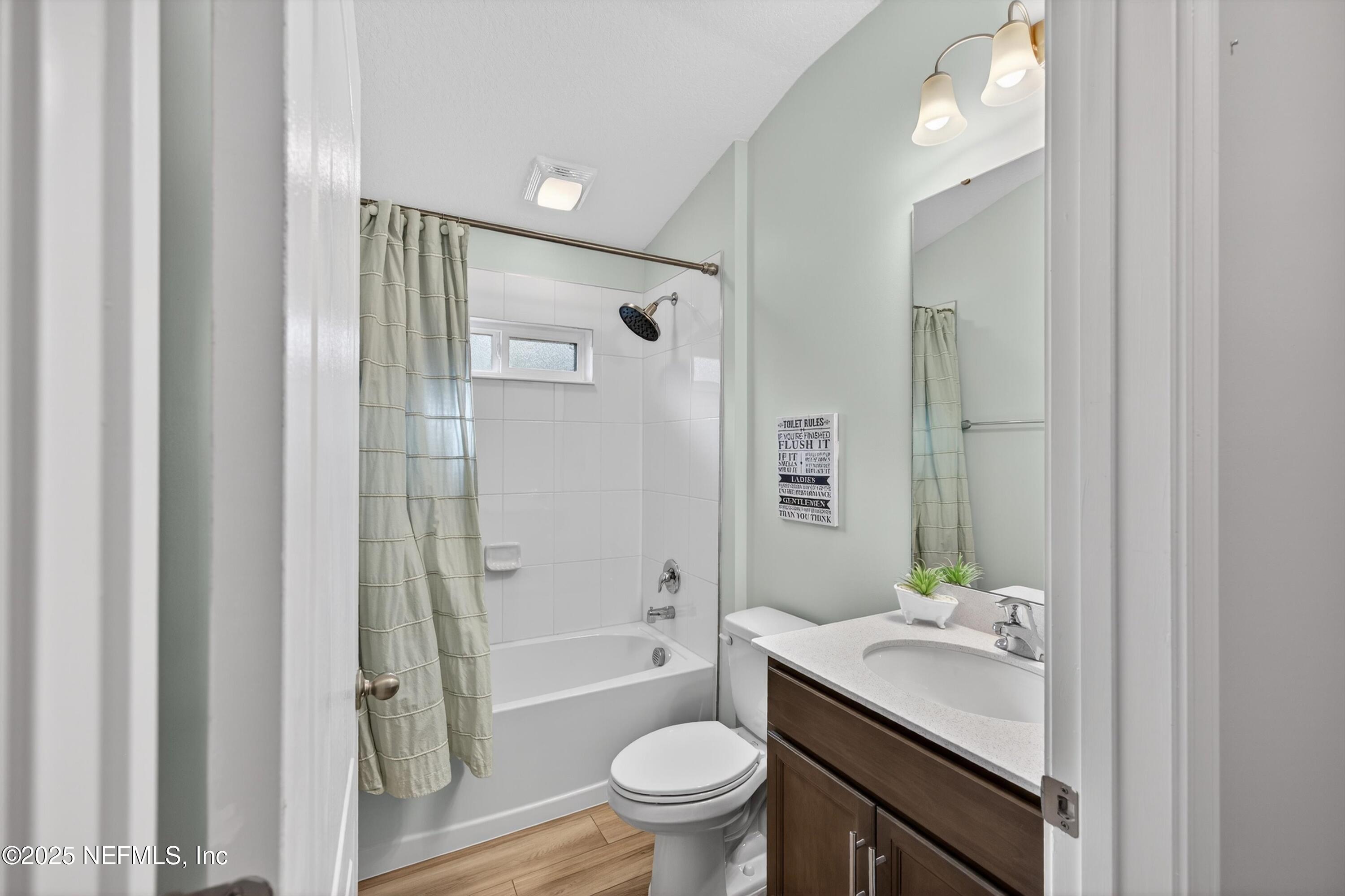 1733 Austin Lk Way Middleburg, FL 32068 - Photo 20 of 37 19-Main Bathroom A1