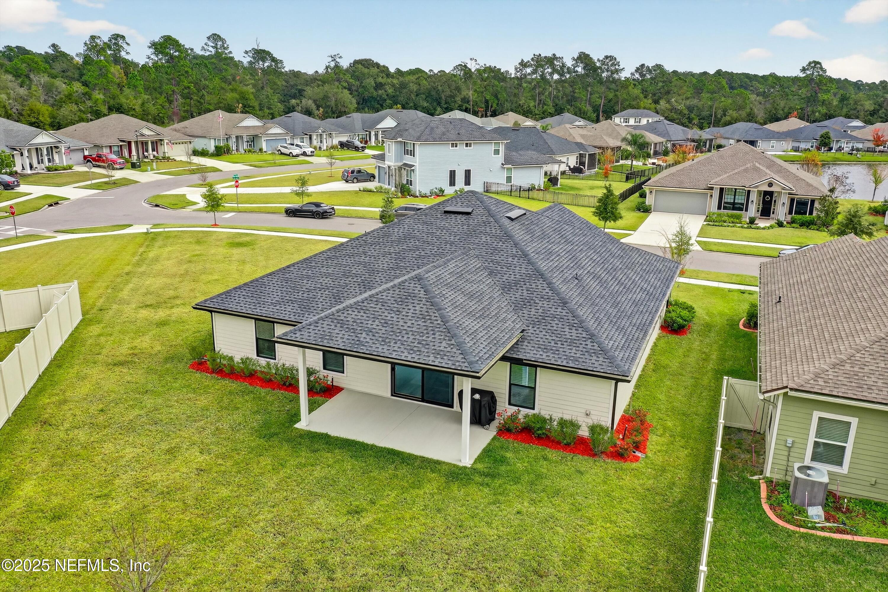 1733 Austin Lk Way Middleburg, FL 32068 - Photo 25 of 37 24-Back from Right