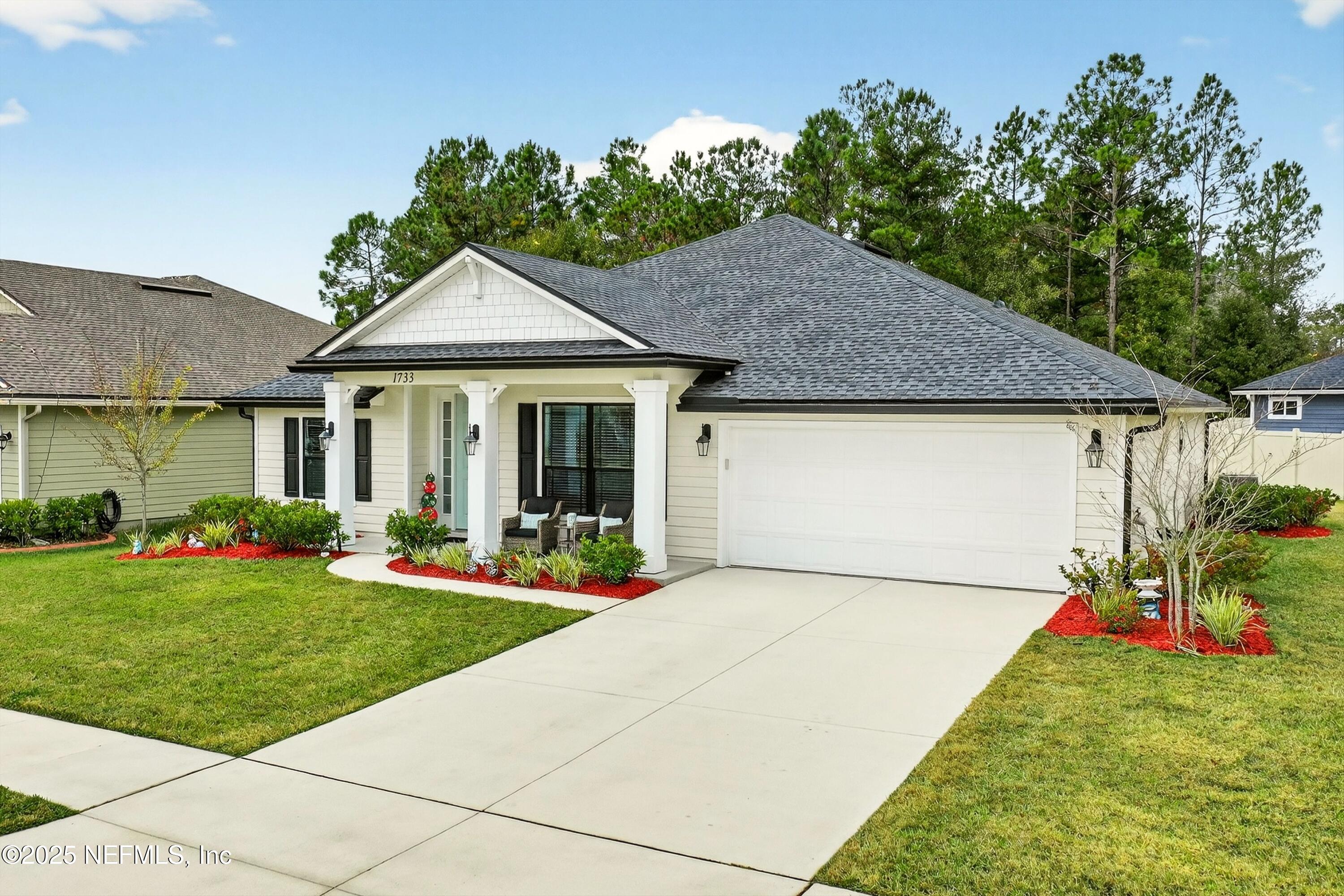 1733 Austin Lk Way Middleburg, FL 32068 - Photo 4 of 37 03-Front Diagonal Right