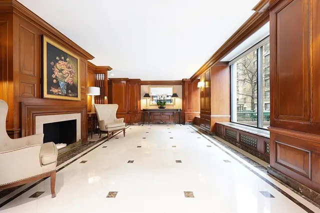 a view of a building entrance