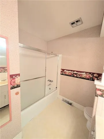 $270,000 | 503 South Harrison Avenue, Raymore, MO 64083