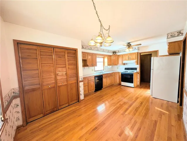 $270,000 | 503 South Harrison Avenue, Raymore, MO 64083