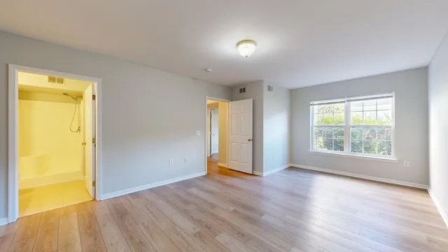 $2,100 | 2767 South Knightsbridge Circle, Ann Arbor, MI 48105