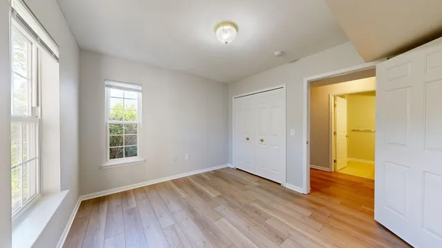 $2,100 | 2767 South Knightsbridge Circle, Ann Arbor, MI 48105