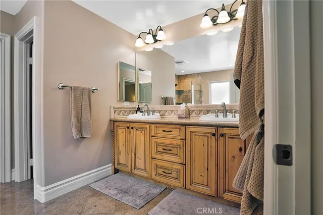 $985,000 | 22711 Inspiration Point, Canyon Lake, CA 92587