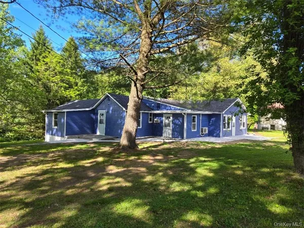 $2,250 | 3074 Lexington Avenue, Unit 2, Mohegan Lake, NY 10547