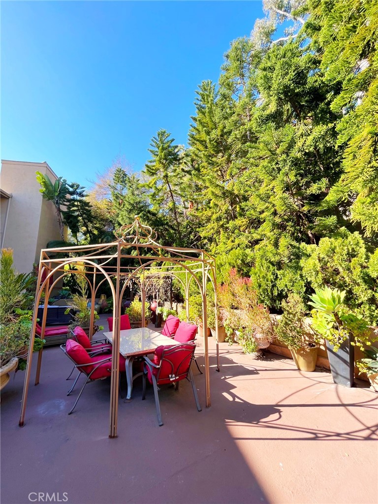 100 Cliff Drive, Unit 8 Laguna Beach, CA 92651 - Photo 28 of 46 a view of outdoor space with porch