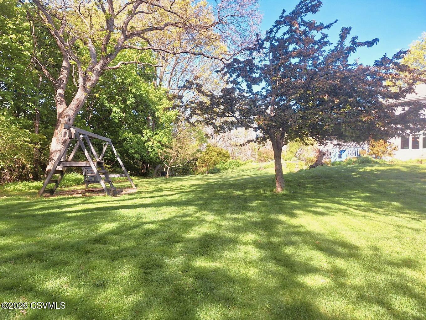 151 Woodsedge Drive Winfield, PA 17889 - Photo 4 of 36 .
