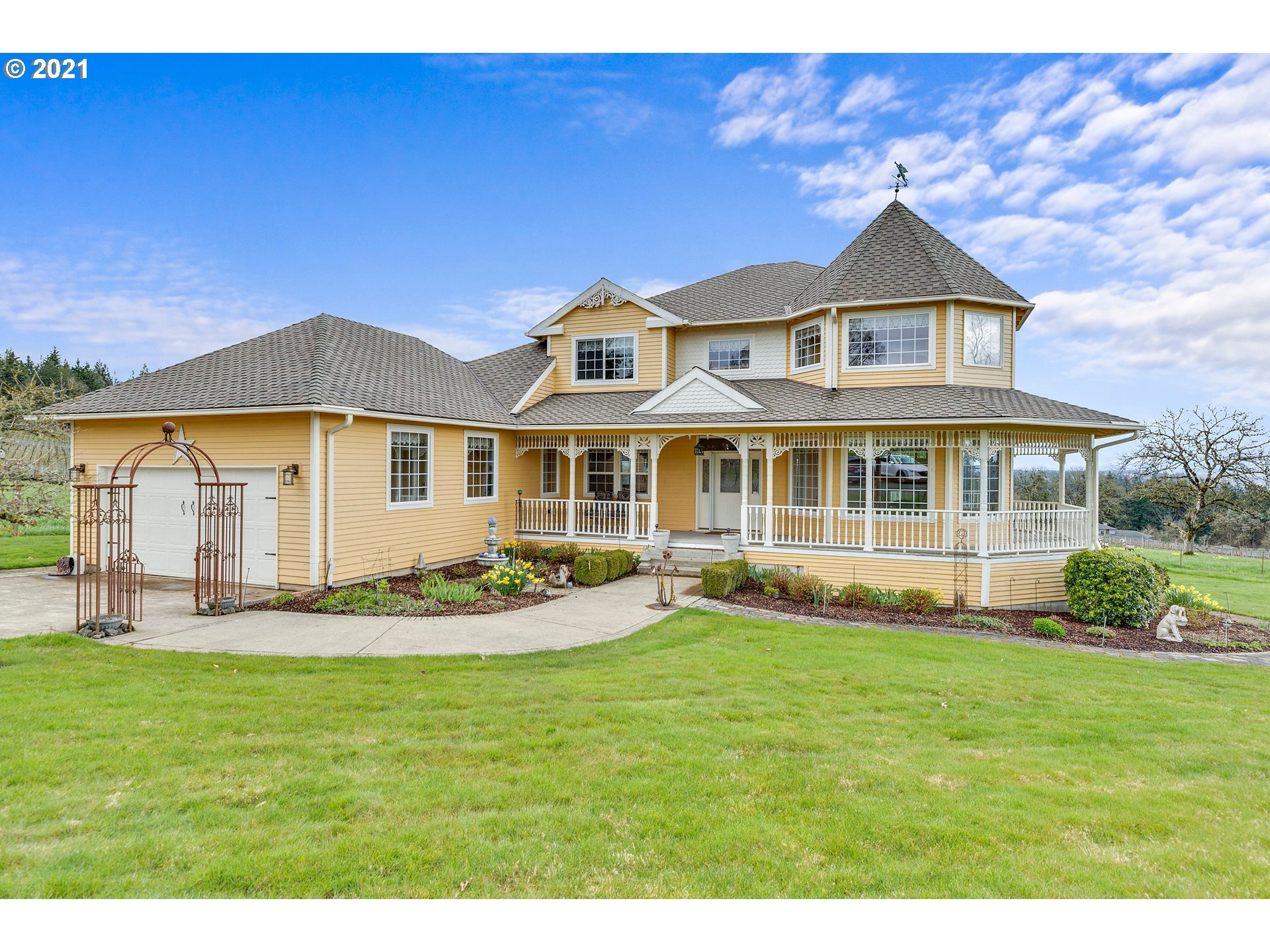 34040 Southwest Ladd Hill Road Wilsonville, OR 97070 - Photo 1 of 30