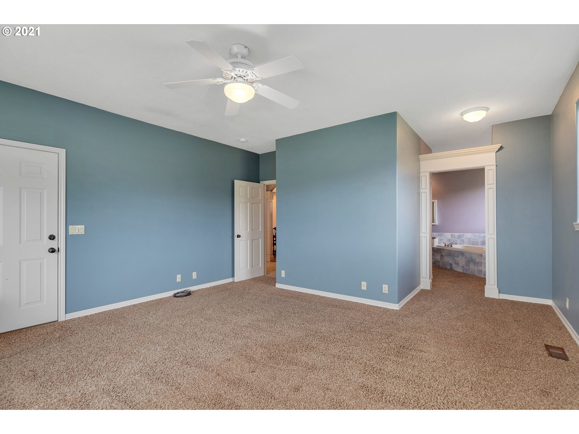 34040 Southwest Ladd Hill Road Wilsonville, OR 97070 - Photo 18 of 30