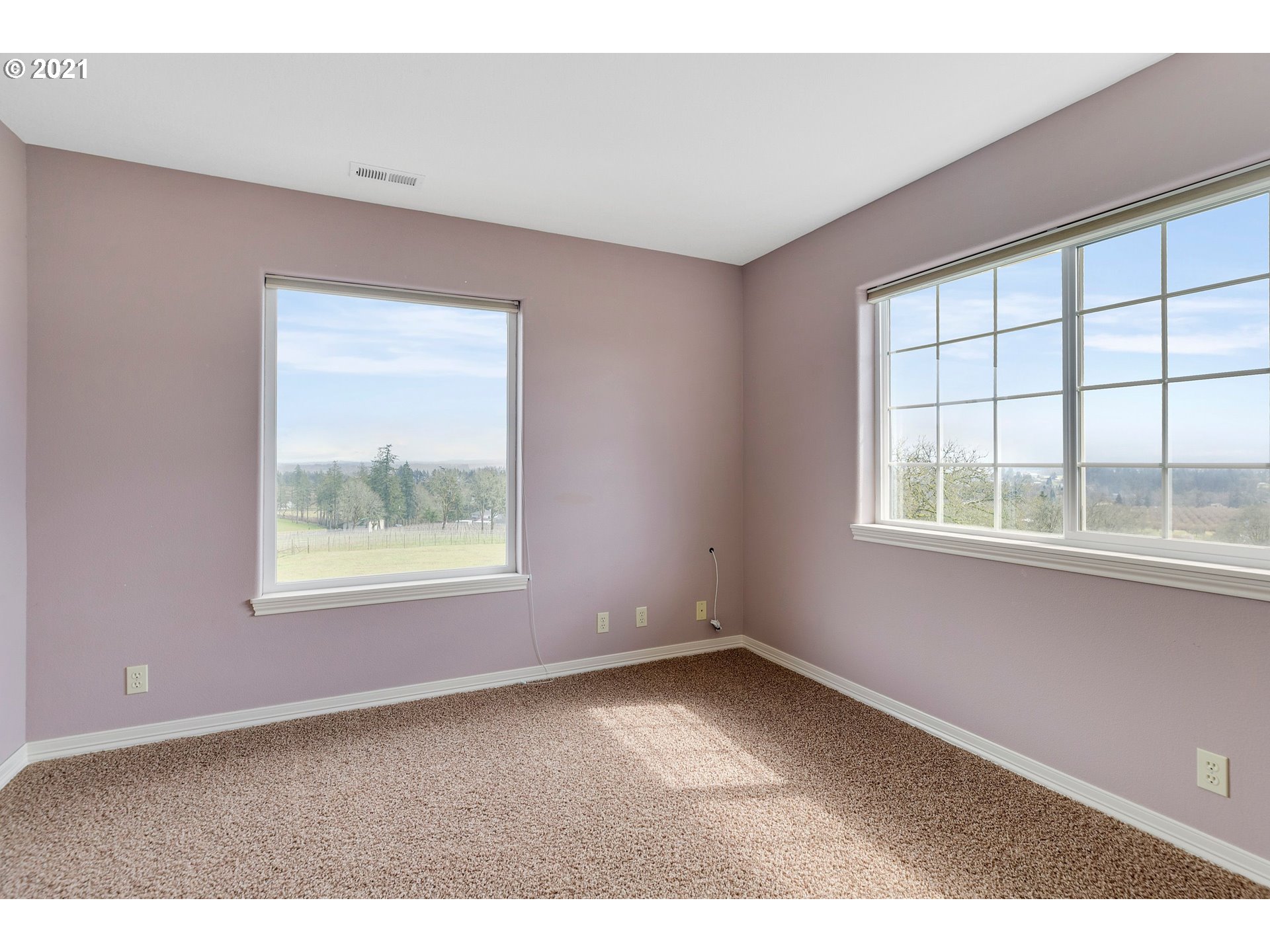 34040 Southwest Ladd Hill Road Wilsonville, OR 97070 - Photo 23 of 30