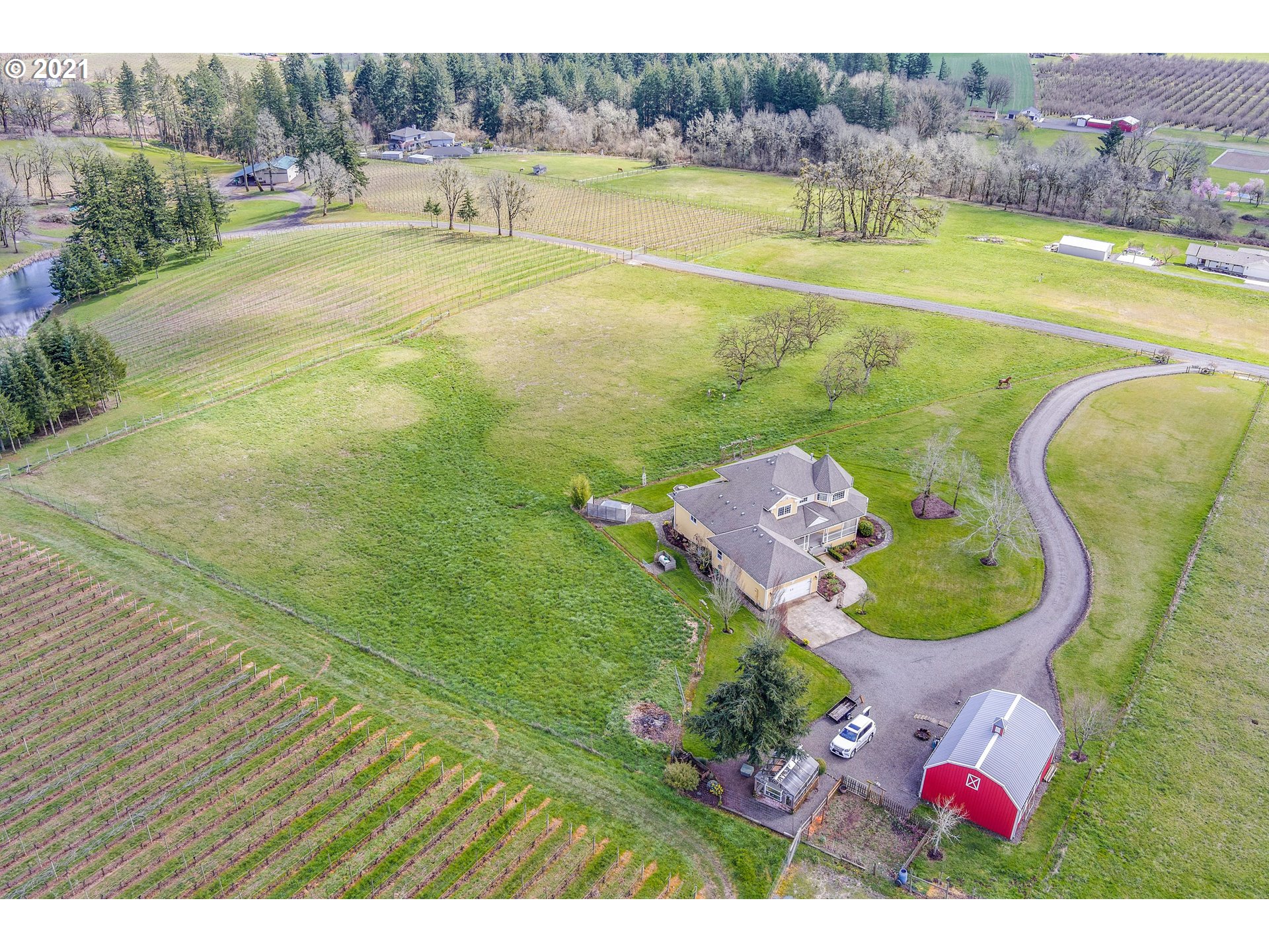 34040 Southwest Ladd Hill Road Wilsonville, OR 97070 - Photo 5 of 30