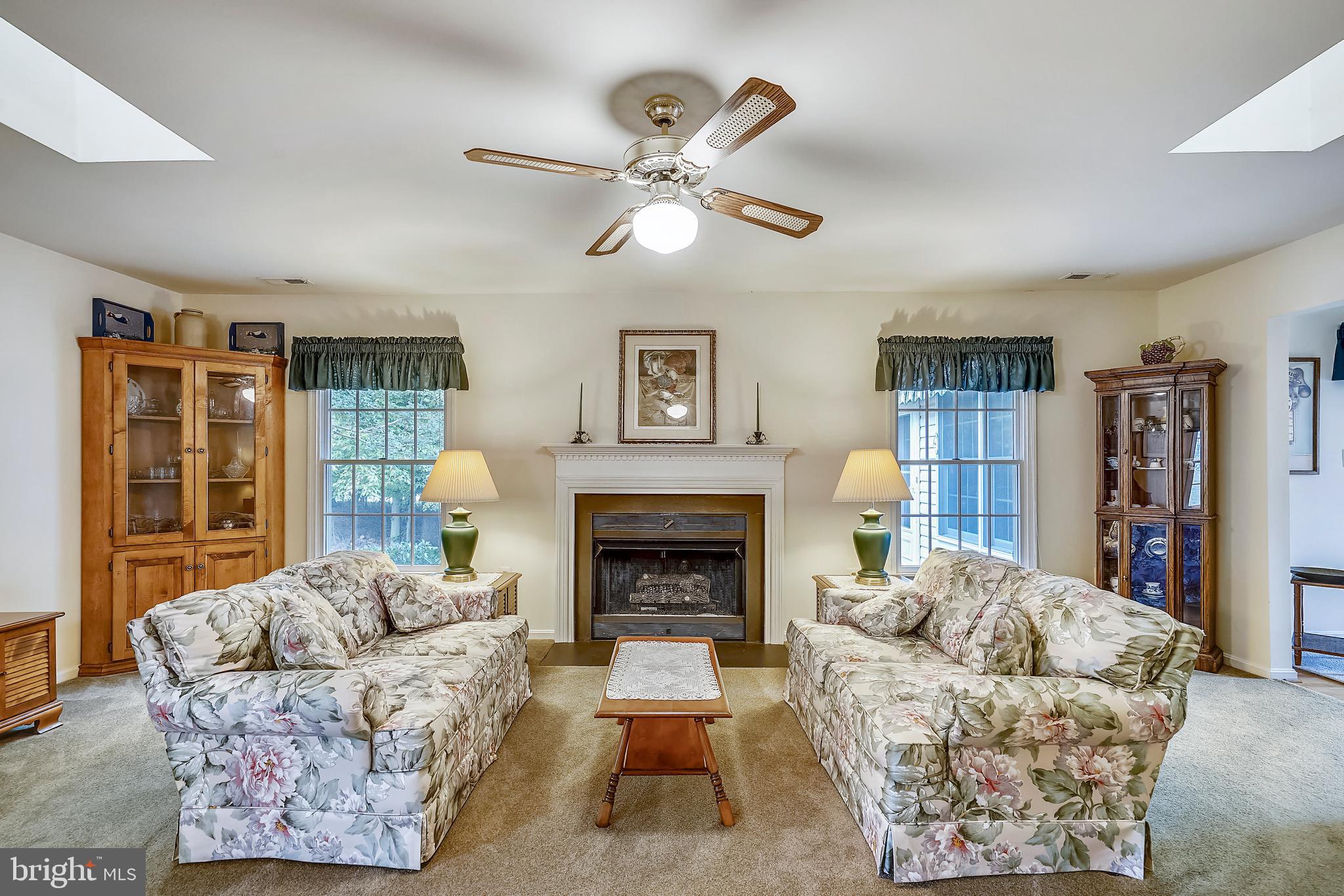 856 Rudder Way Annapolis, MD 21401 - Photo 8 of 35 Living Room with Gas Fireplace