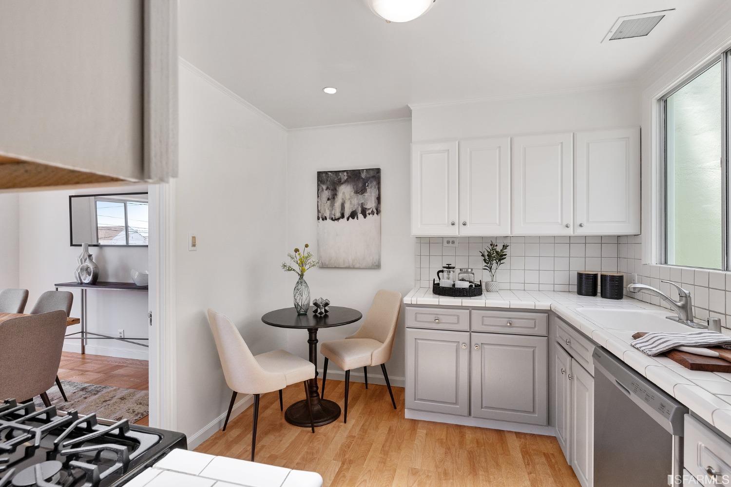 1750 33rd Avenue San Francisco, CA 94122 - Photo 10 of 32