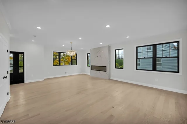 $1,699,000 | 85 Kings Road, Chatham, NJ 07928