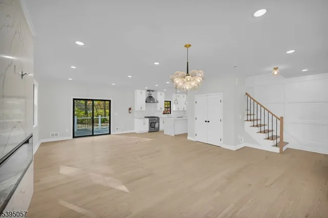 $1,699,000 | 85 Kings Road, Chatham, NJ 07928