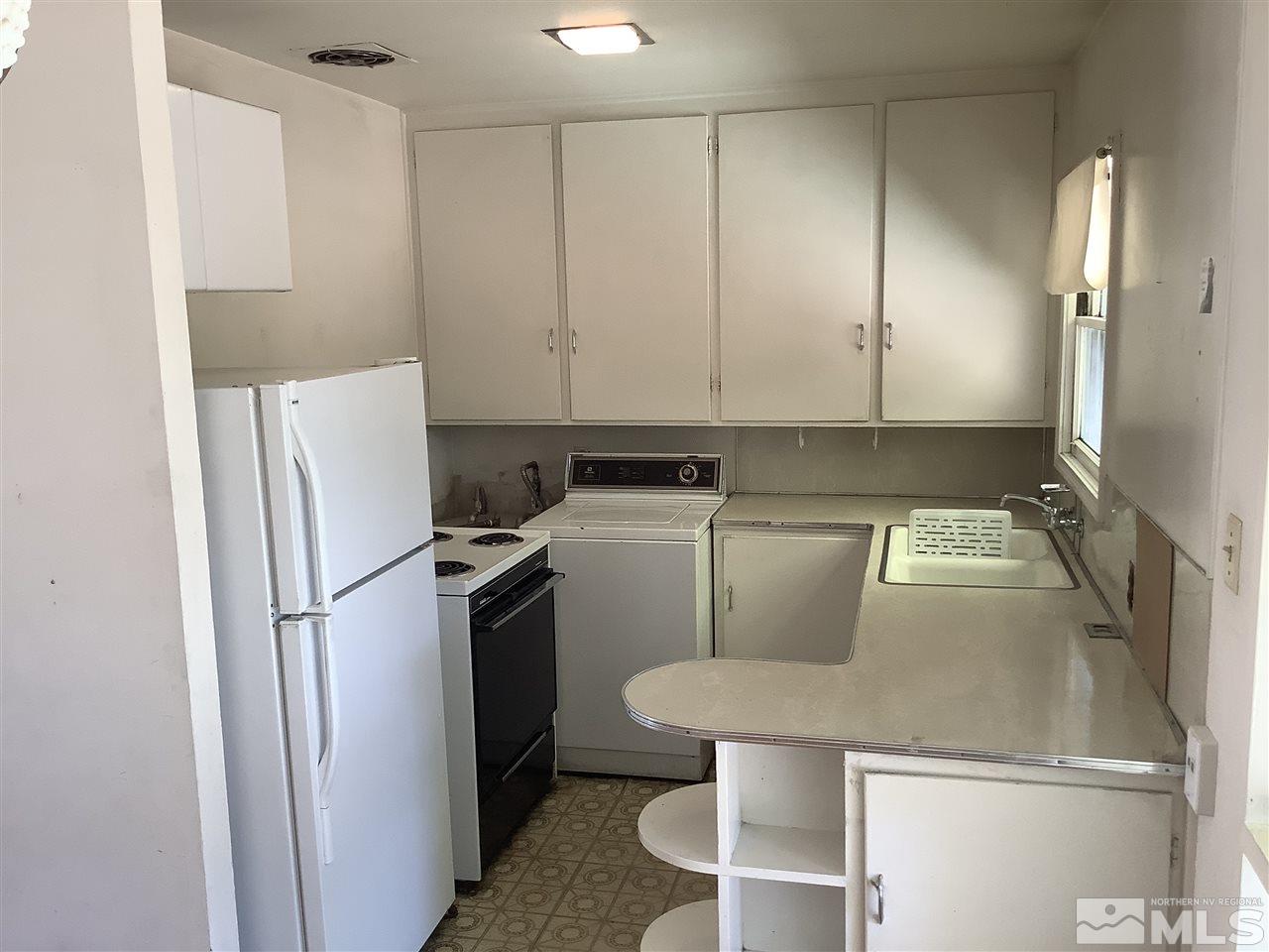 1345 Wesley Drive Reno, NV 89503 - Photo 4 of 11 Photo 4