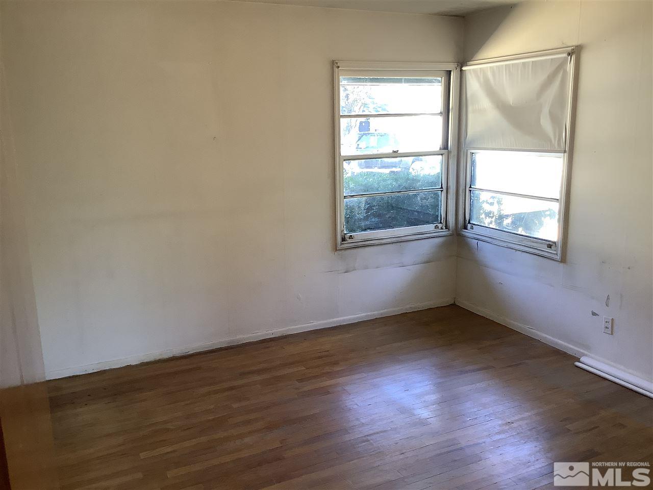 1345 Wesley Drive Reno, NV 89503 - Photo 5 of 11 Photo 5