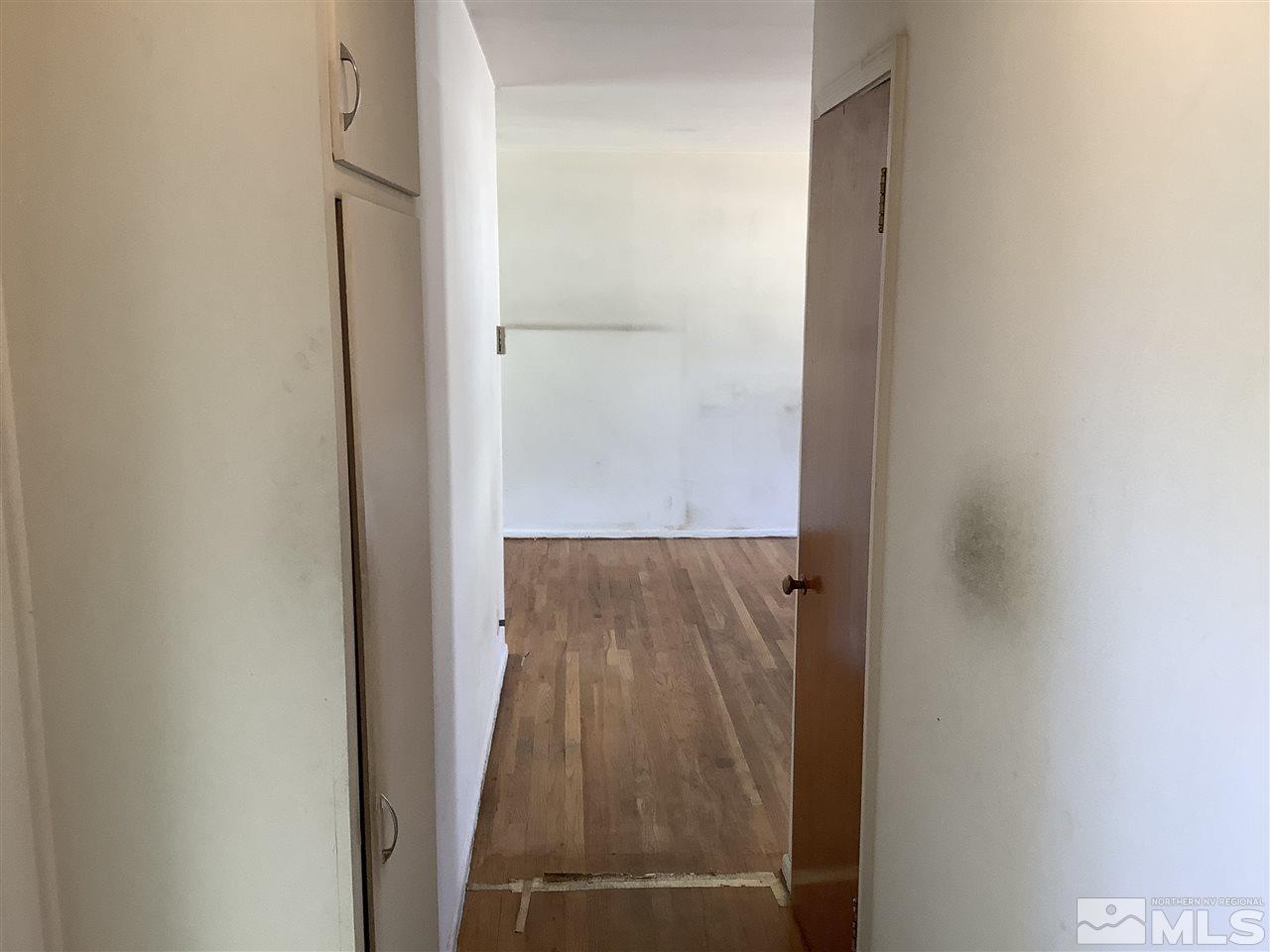 1345 Wesley Drive Reno, NV 89503 - Photo 8 of 11 Photo 8