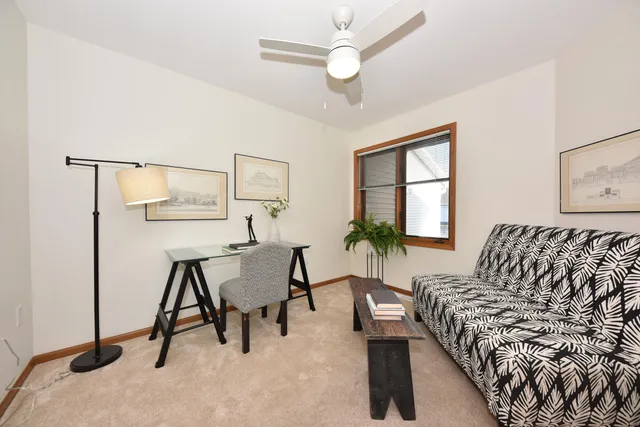 $314,900 | 359 Hartford Square, Unit 5, Hartford, WI 53027