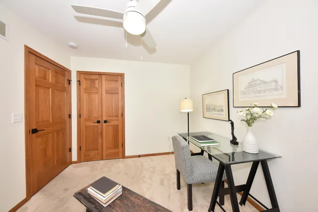 $314,900 | 359 Hartford Square, Unit 5, Hartford, WI 53027