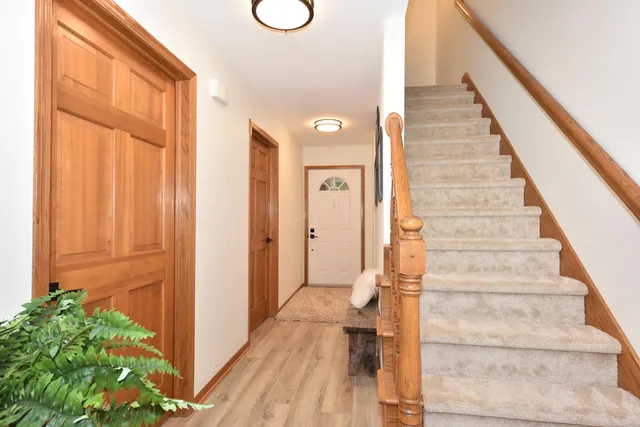 $314,900 | 359 Hartford Square, Unit 5, Hartford, WI 53027