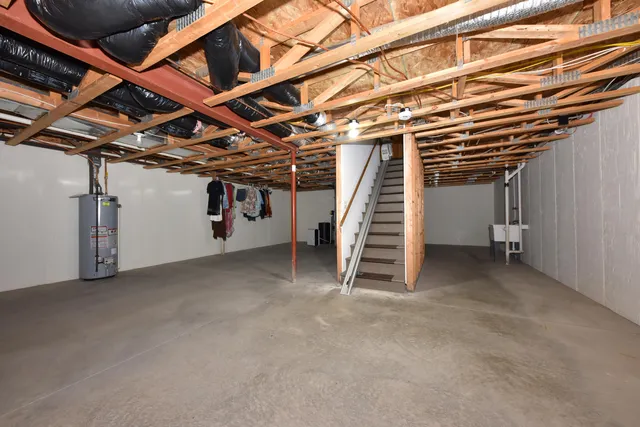 $314,900 | 359 Hartford Square, Unit 5, Hartford, WI 53027