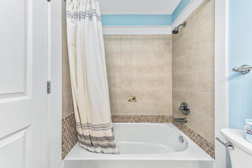 815 Plantation Road, Unit 303 Gulf Shores, AL 36542 - Photo 24 of 35