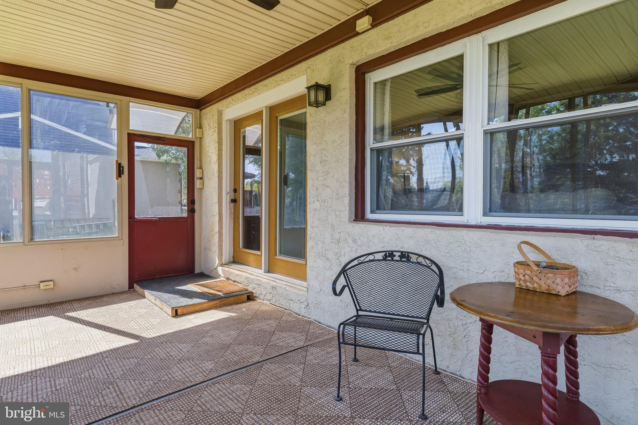 1519 Nevarc Road Warminster, PA 18974 - Photo 25 of 37 Sunroom