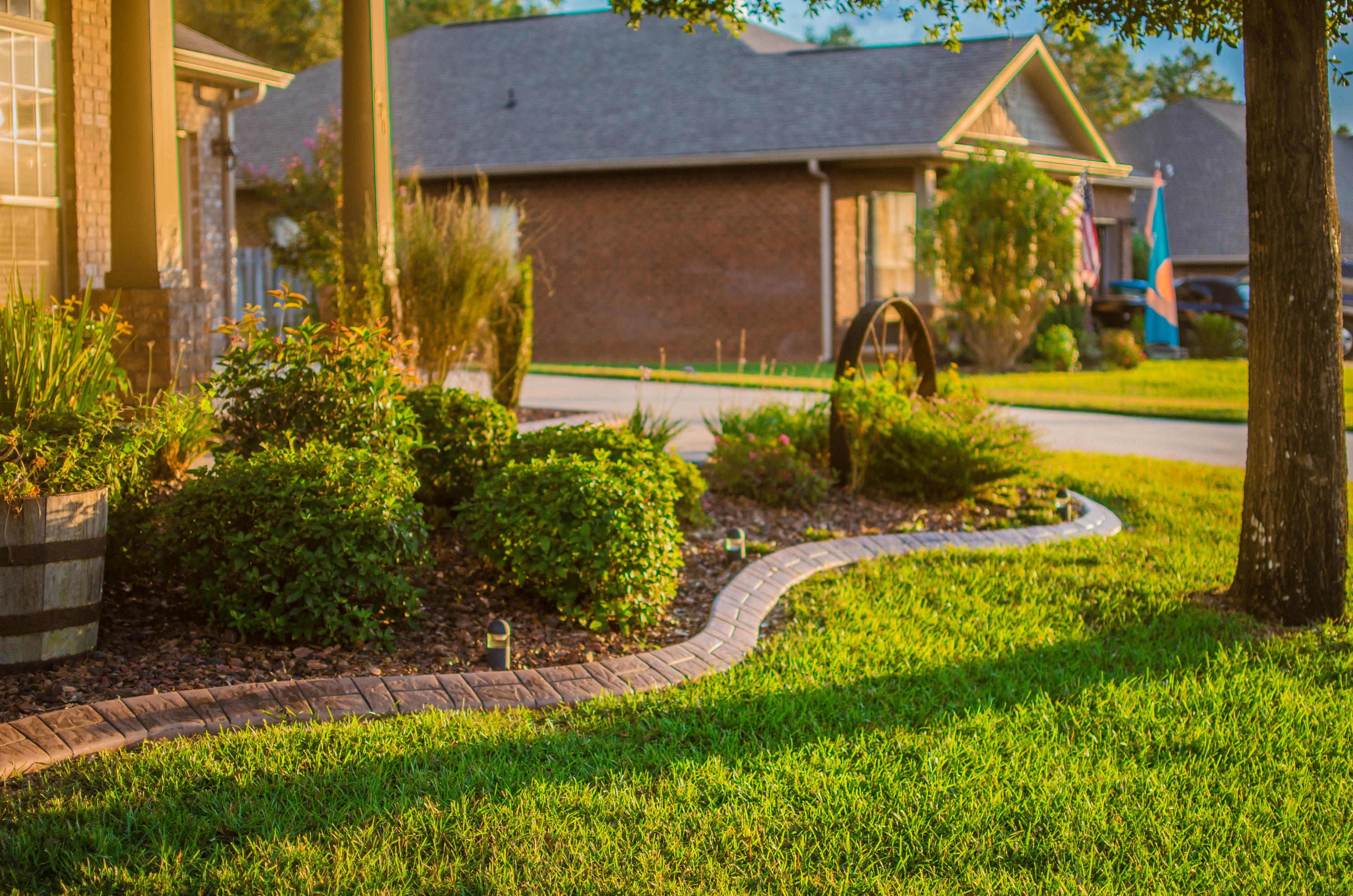630 Red Fern Road Crestview, FL 32536 - Photo 2 of 38 a view of a house with a yard